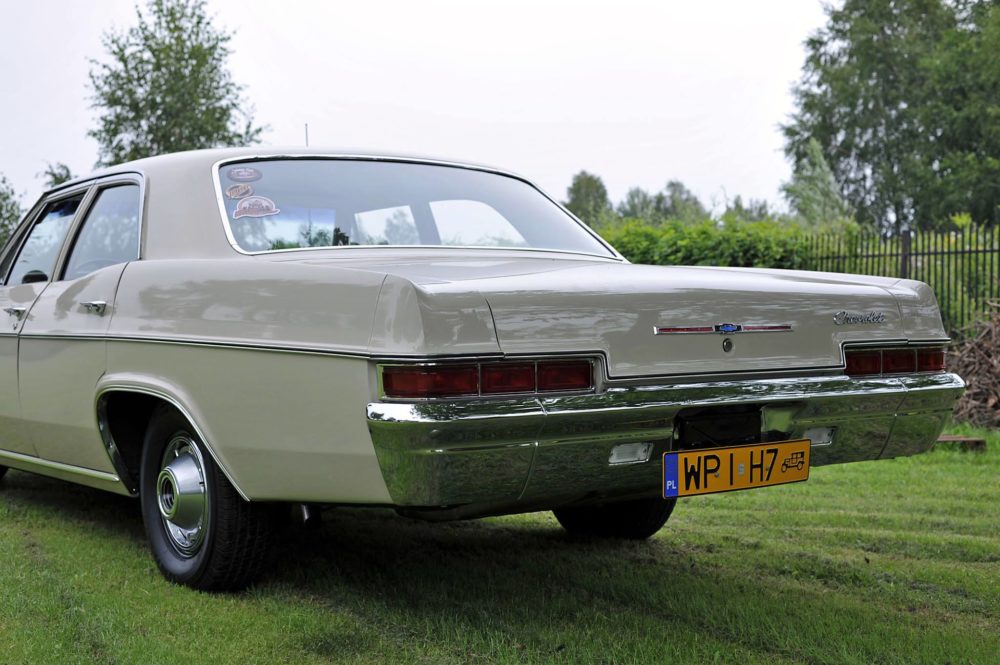 Chevrolet Impala '66 4dr 283cui - 4.6 V8 zdjęcie wykonał Robert Siwiński z Hellcatcars 