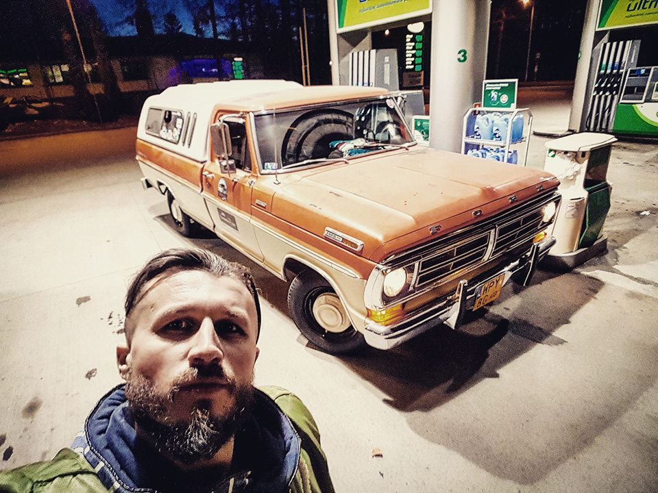 Ford F250 '72 Camper Special "Gnojowóz" Zakopane Olcza 28.03.2017 