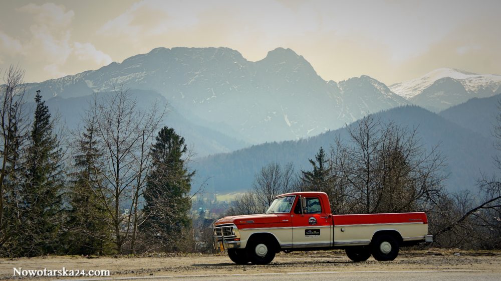 Ford F250 '72 Gnojowóz pierwsza przejażdżka bez skorupy na pace 4.04.2017 Zakopane Nowotarska24.com