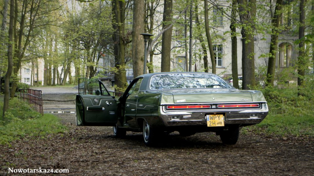 Chrysler 300 1969 440 - 7,2 V8 four door hardtop 30.04.2017 Park Borkowice / województwo mazowieckie