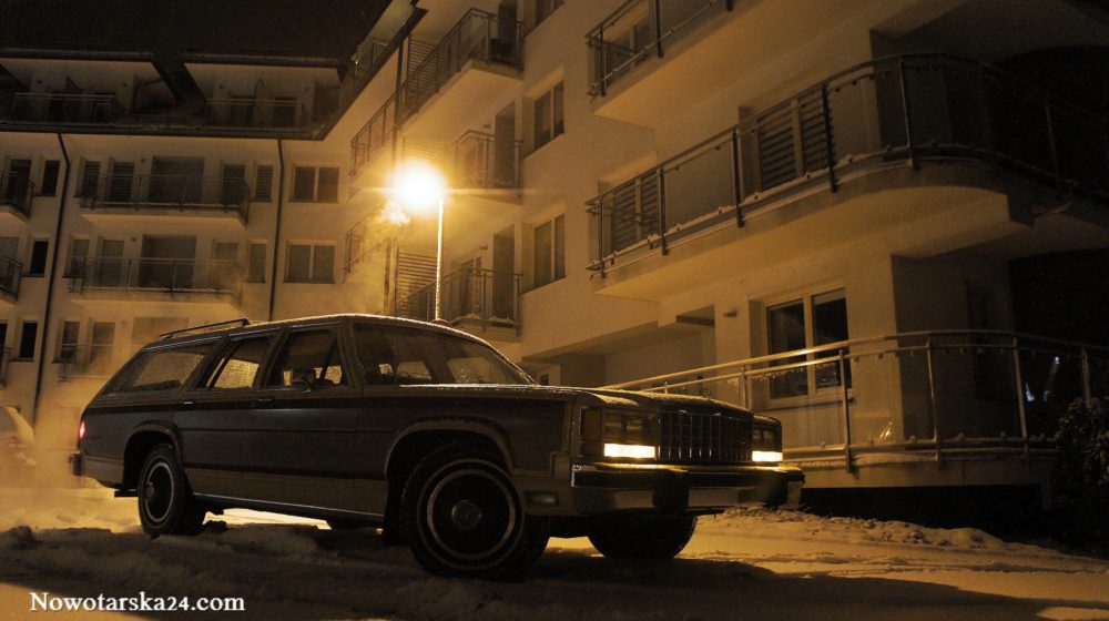 1982 Ford LTD Crown Victoria woodie Griswold 20.11.2017 Zakopane Nowotarska 24